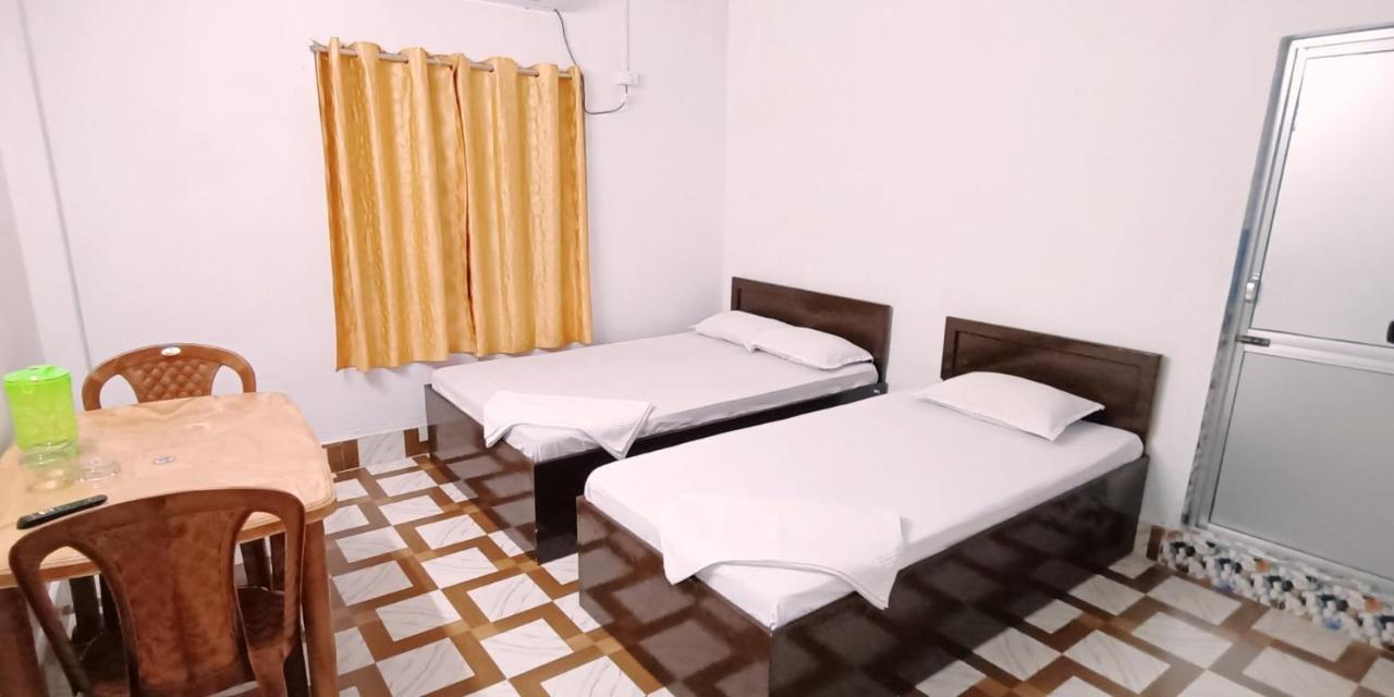 Bagdogra Home Stay - Near Airport ภายนอก รูปภาพ